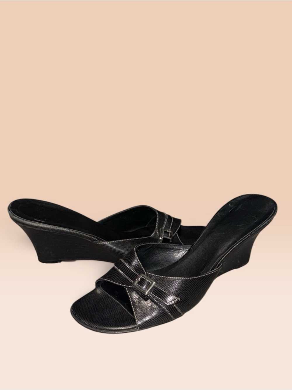 Vintage 90s Harold's black leather wedge sandals